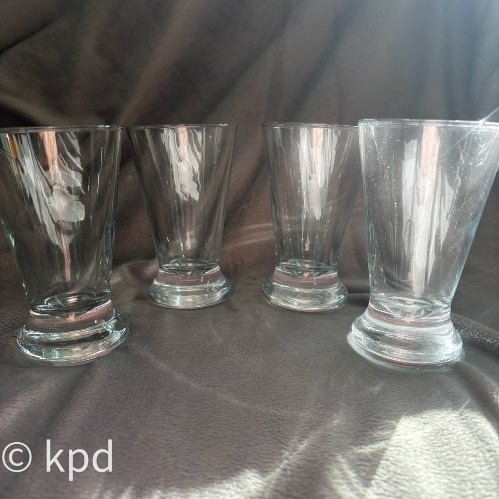 Set of 4 Vintage Heavy Base Glass Tumblers | 8 oz Mid-Century Drinkware